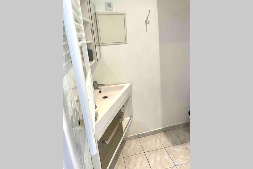 Bel Appartement - HYPER CENTRE - 2 pièces Cannes Extérieur photo